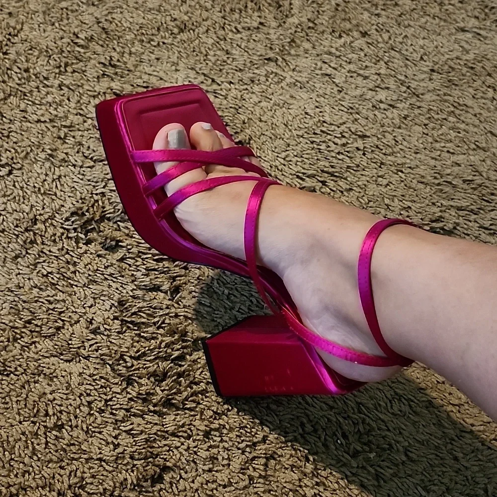 Zara Fuchsia Strappy platform heels Satin Sandals